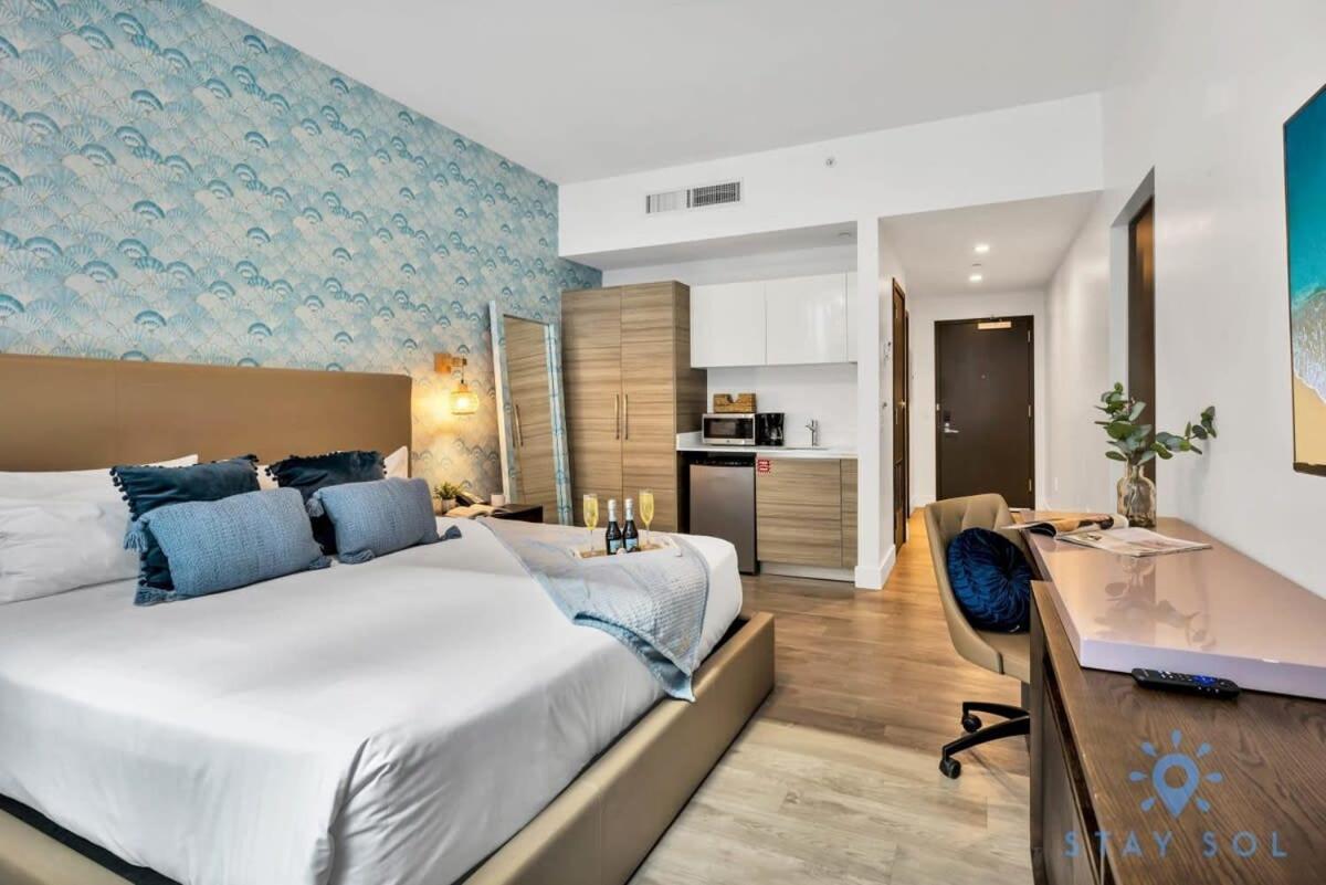 Best Stay - Rooftop Pool & Hot Tub - Hollywood Beach Экстерьер фото