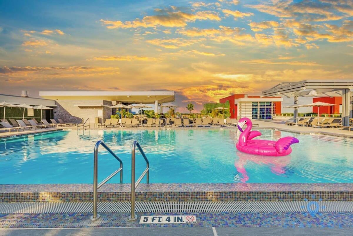 Best Stay - Rooftop Pool & Hot Tub - Hollywood Beach Экстерьер фото